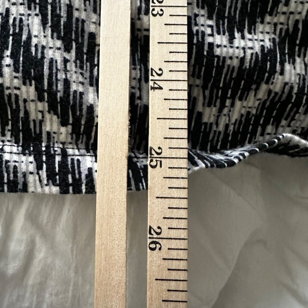Catherines Womens Black White Zigzag 3/4 Sleeve Top Size 1X 18/20W Cotton Blend - Picture 8 of 9